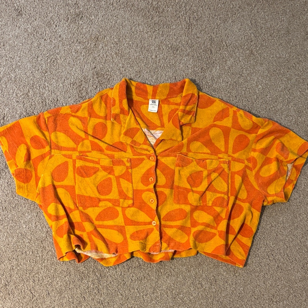 Lucy yak terry crop button up top